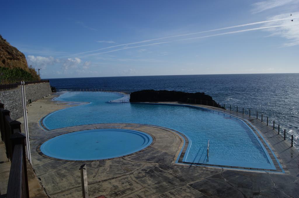 Hotel Costa Linda Porto Da Cruz Exterior photo