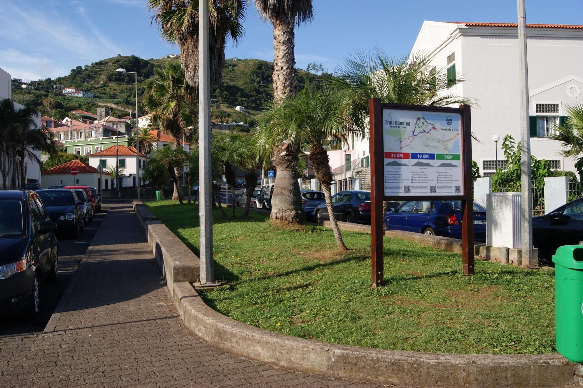 Hotel Costa Linda Porto Da Cruz Exterior photo